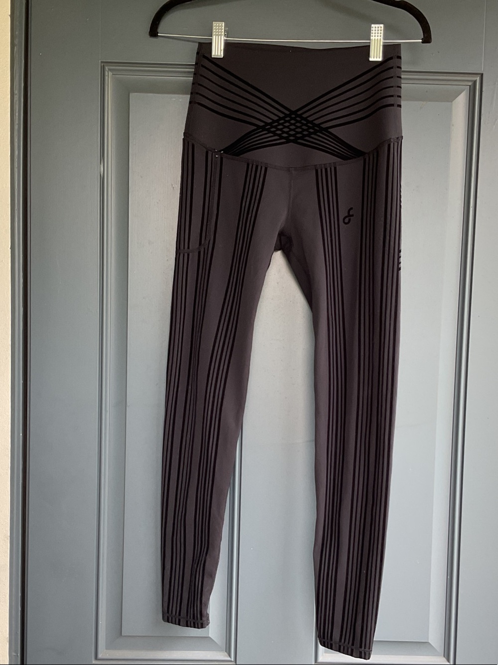 Fancy High-Waist Black Striped Performance Leggings, Size XS